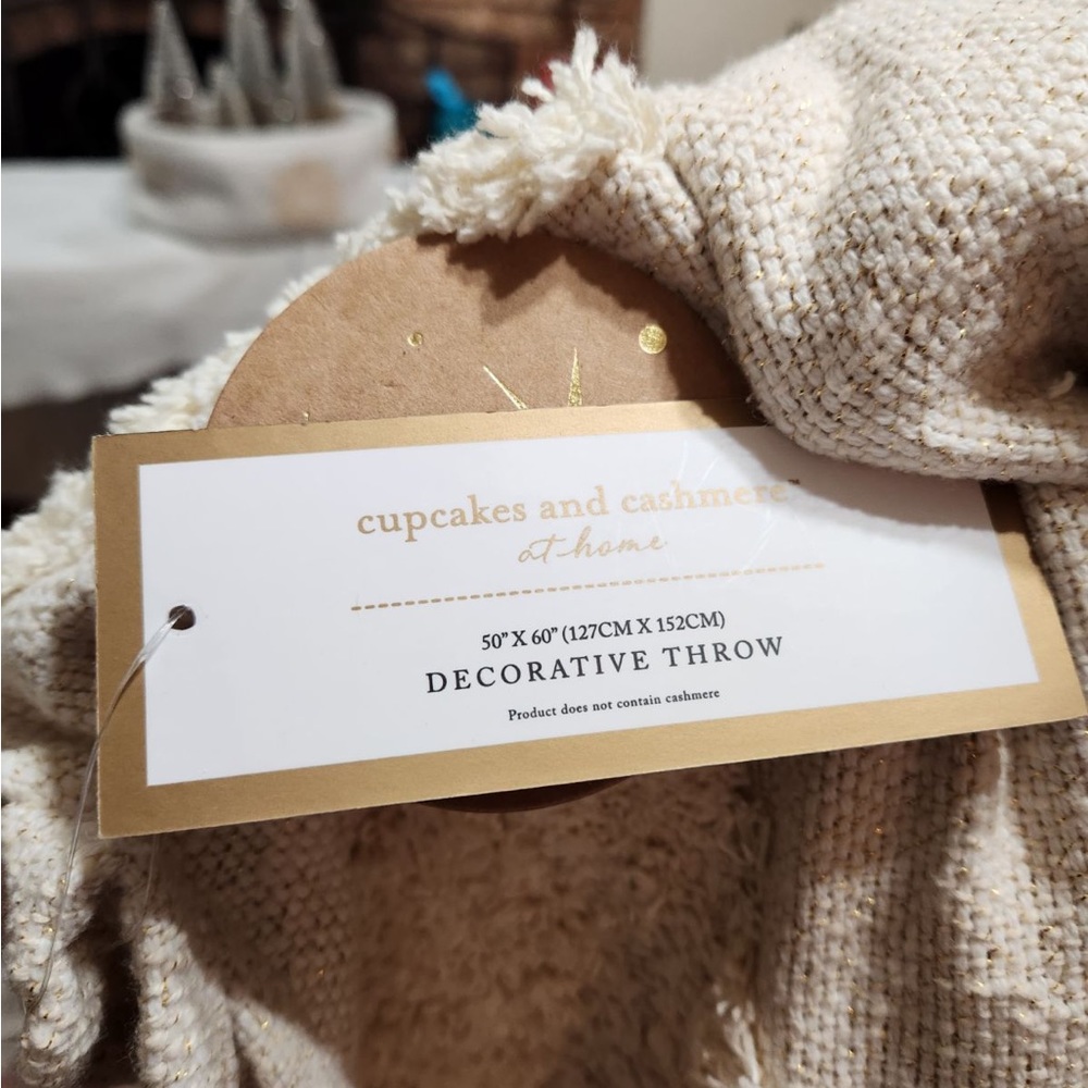 Cupcakes and Cashmere Decorative Throw.